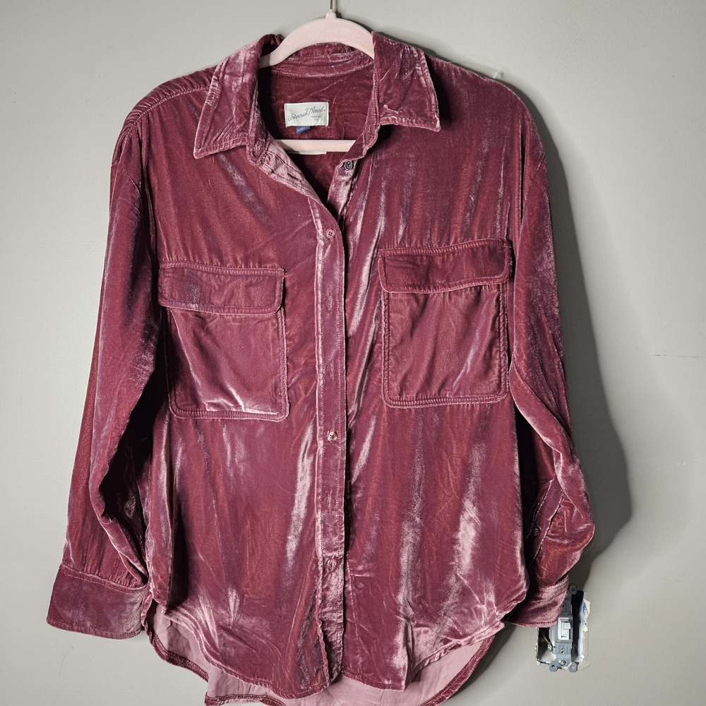 Universal Thread Women Pink Velvet Button-Up Collared Blouse XS